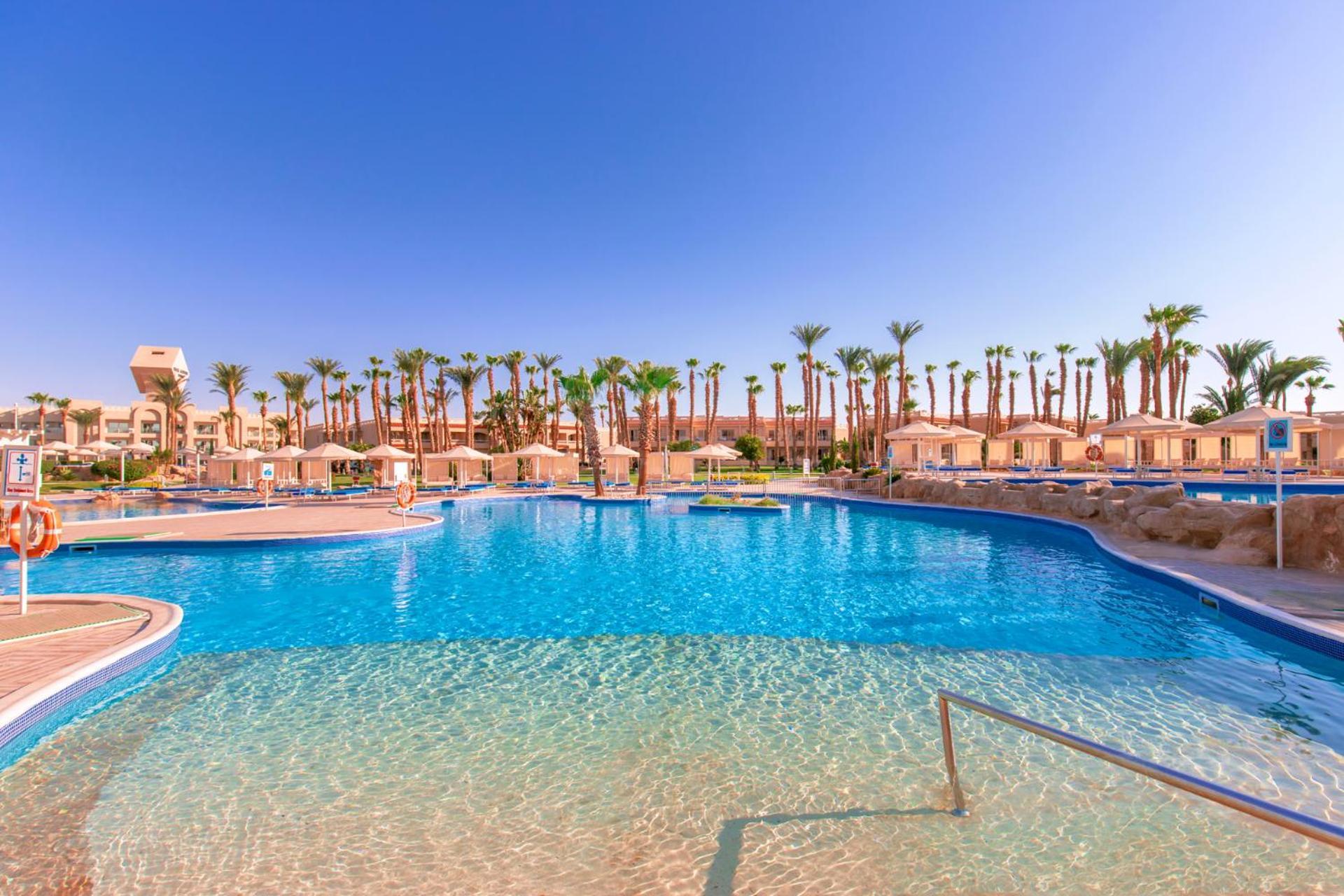 Resort Albatros The Club - Aqua Park 4*